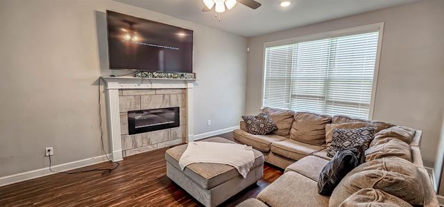 325 AZALEA DR, Somerville, TN 38068