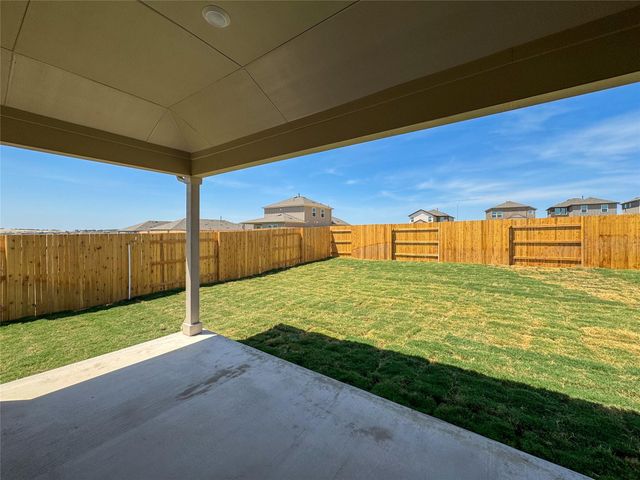 166 Jake Pine DR, Buda, TX 78610
