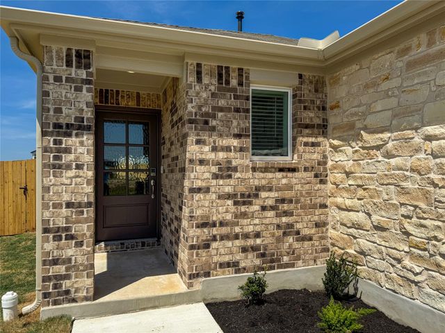 166 Jake Pine DR, Buda, TX 78610