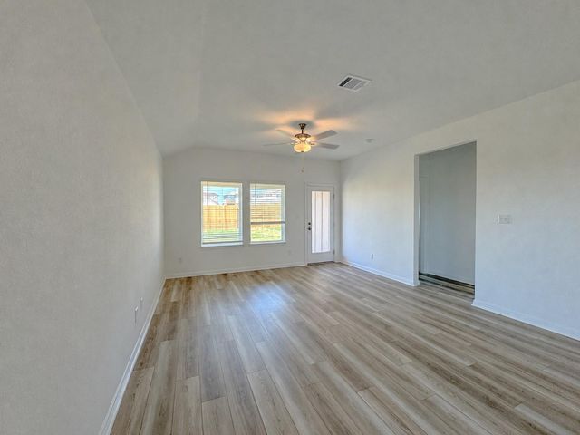 166 Jake Pine DR, Buda, TX 78610