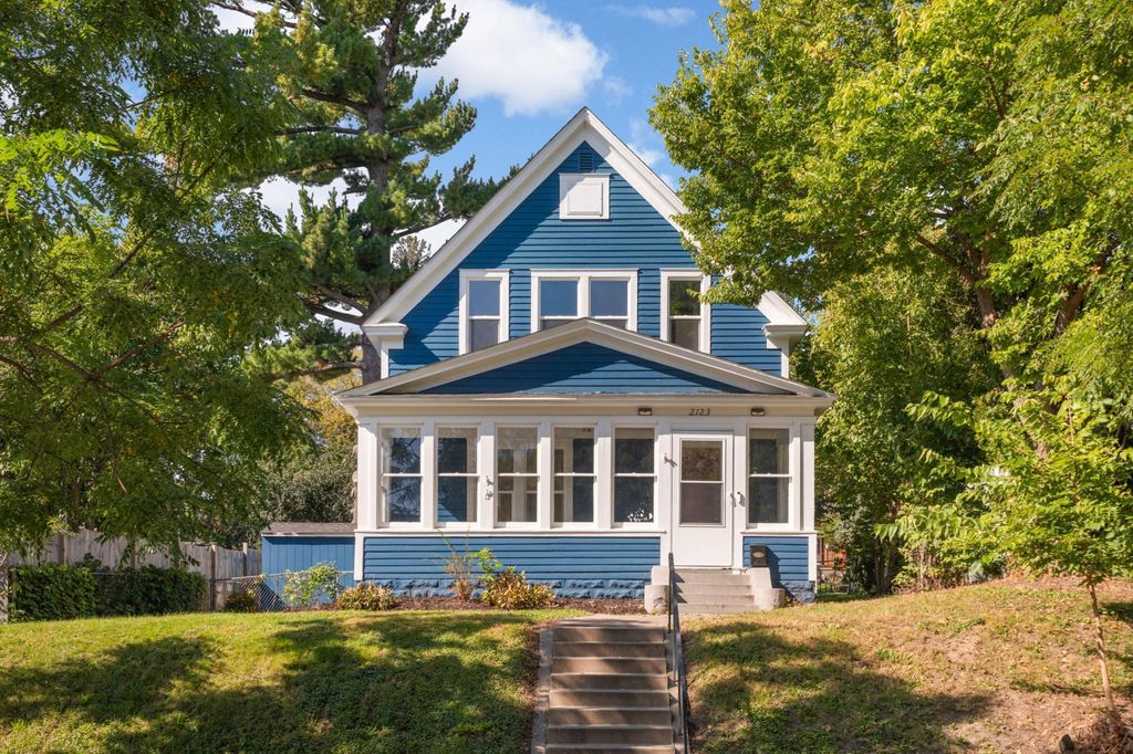 2123 Sheridan Avenue N, Minneapolis, MN 55411
