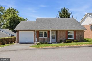 2820 CARLISLE DR #15, New Windsor, MD 21776