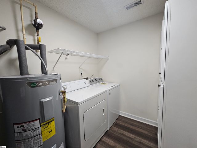 731 Harts Cove Way, Seneca, SC 29678