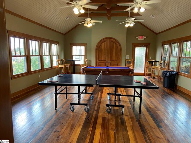 731 Harts Cove Way, Seneca, SC 29678