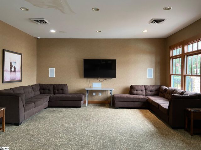 731 Harts Cove Way, Seneca, SC 29678