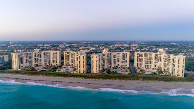 200 Ocean Trail Way 1105, Jupiter, FL 33477
