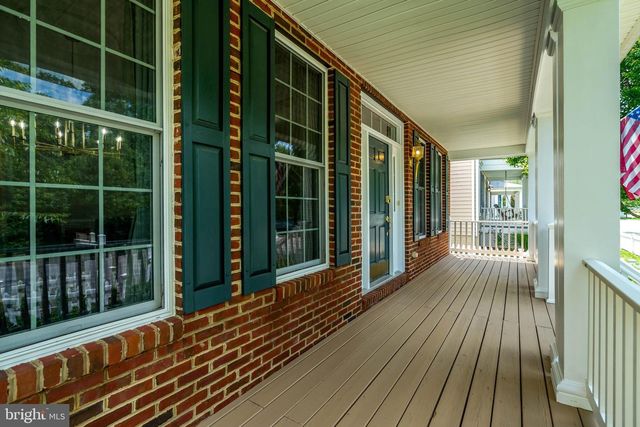 25138 JUSTICE DR, Chantilly, VA 20152