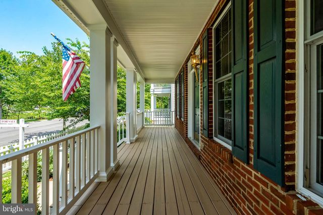 25138 JUSTICE DR, Chantilly, VA 20152