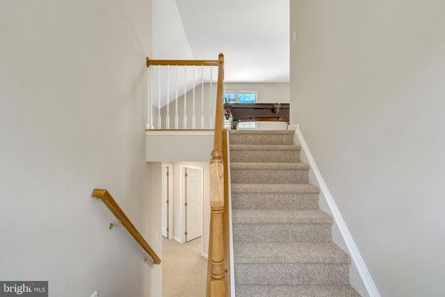 25138 JUSTICE DR, Chantilly, VA 20152