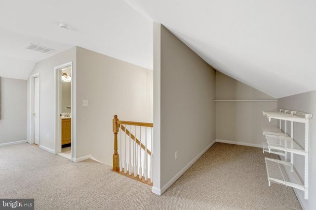 25138 JUSTICE DR, Chantilly, VA 20152
