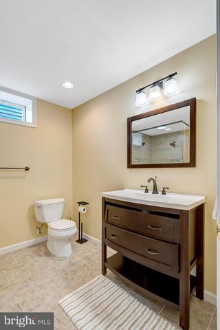 25138 JUSTICE DR, Chantilly, VA 20152