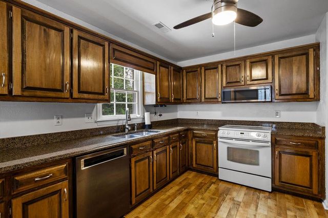 15 Amberwood Trail NW, Rome, GA 30165
