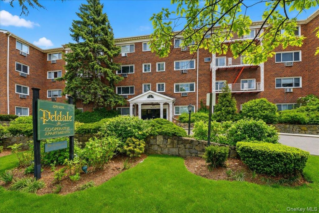 828 Pelhamdale Avenue 2P, New Rochelle, NY 10801 — exterior
