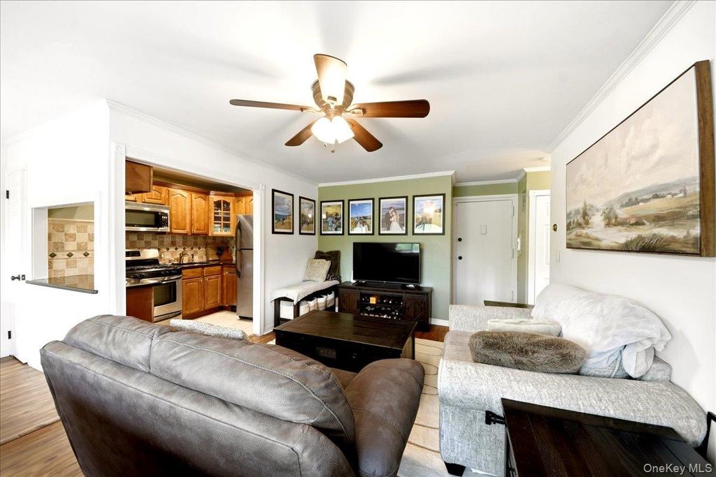 828 Pelhamdale Avenue 2P, New Rochelle, NY 10801 — photo 3