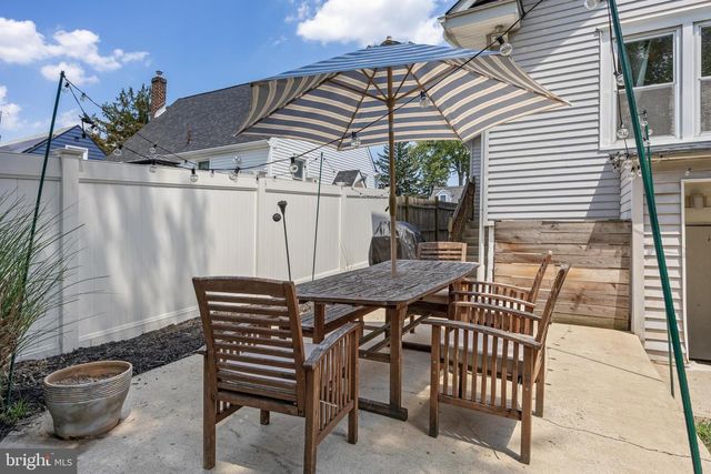 2 NEW HAMPSHIRE AVE, Cherry Hill, NJ 08002
