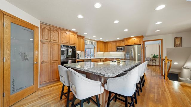 226 Pinetree Ln, Richland, WA 99352