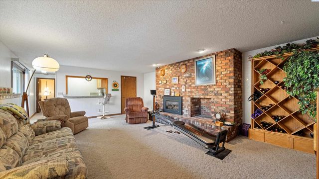 226 Pinetree Ln, Richland, WA 99352