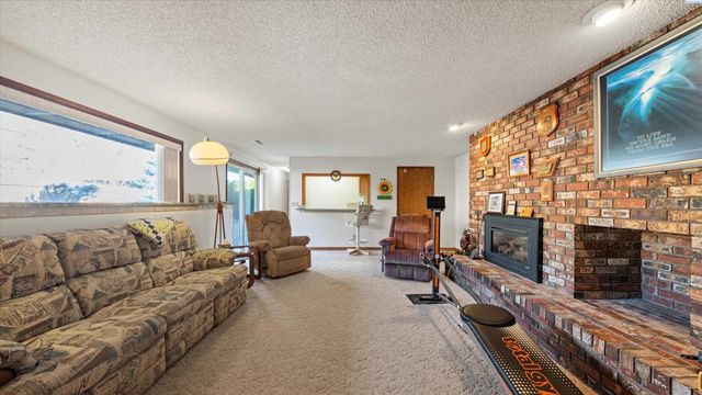 226 Pinetree Ln, Richland, WA 99352