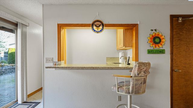 226 Pinetree Ln, Richland, WA 99352