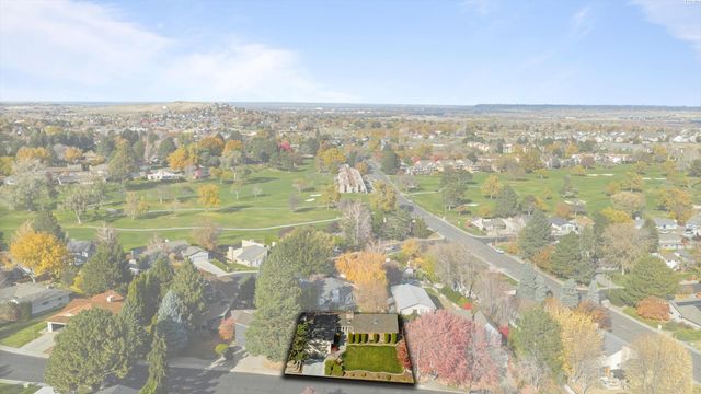 226 Pinetree Ln, Richland, WA 99352