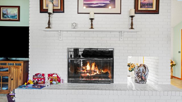 226 Pinetree Ln, Richland, WA 99352