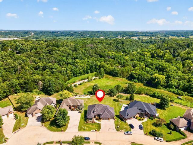 2528 E German Ivy Street, Springfield, MO 65804