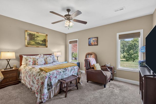 2528 E German Ivy Street, Springfield, MO 65804