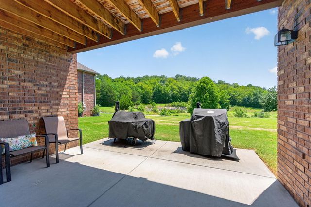 2528 E German Ivy Street, Springfield, MO 65804