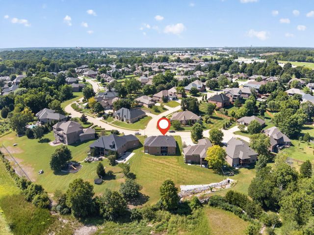 2528 E German Ivy Street, Springfield, MO 65804