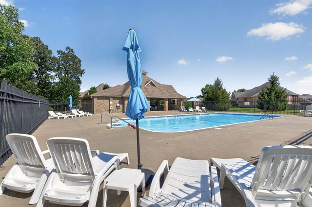 2528 E German Ivy Street, Springfield, MO 65804
