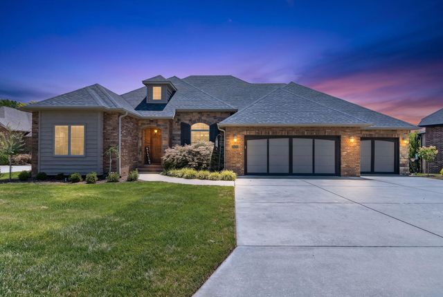 2528 E German Ivy Street, Springfield, MO 65804