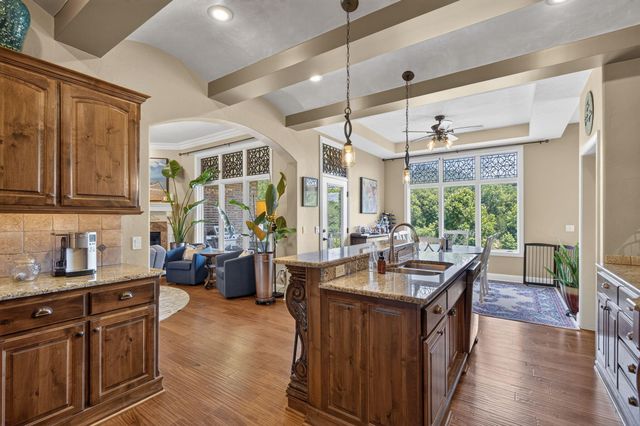 2528 E German Ivy Street, Springfield, MO 65804