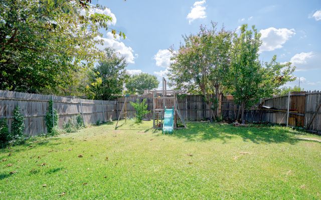 1914 Snowmass Lane, Garland, TX 75044