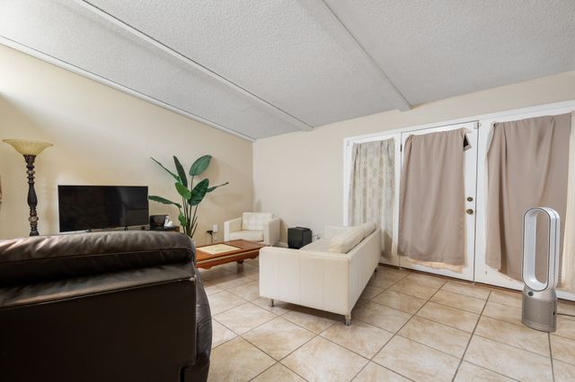 1914 Snowmass Lane, Garland, TX 75044