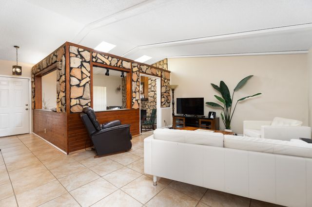 1914 Snowmass Lane, Garland, TX 75044