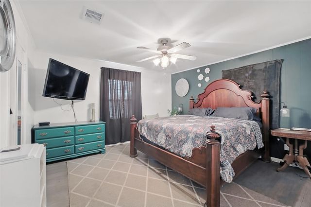 603 Briarwood Drive, Baytown, TX 77520