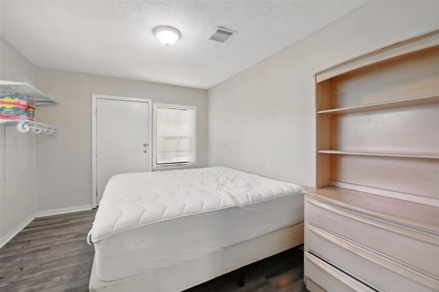 603 Briarwood Drive, Baytown, TX 77520