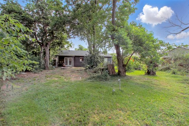 603 Briarwood Drive, Baytown, TX 77520