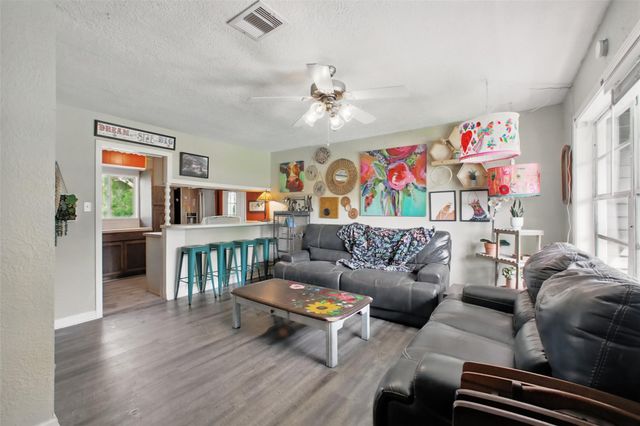 603 Briarwood Drive, Baytown, TX 77520