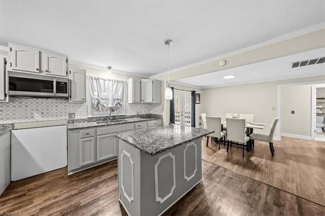 540 N ELM Street, Asheboro, NC 27203