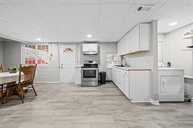 540 N ELM Street, Asheboro, NC 27203