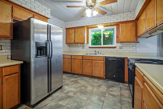 6901 Main Ave, Orangevale, CA 95662