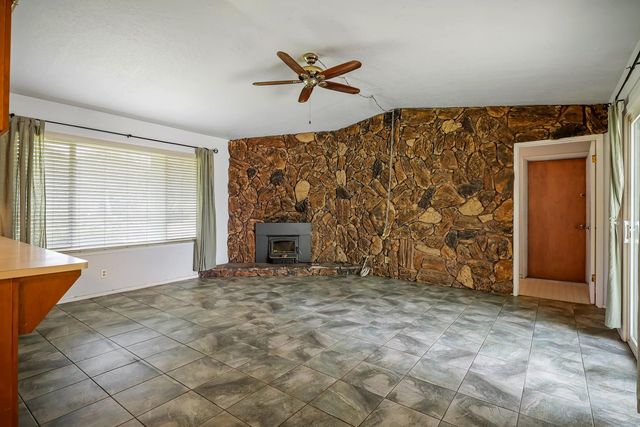 6901 Main Ave, Orangevale, CA 95662