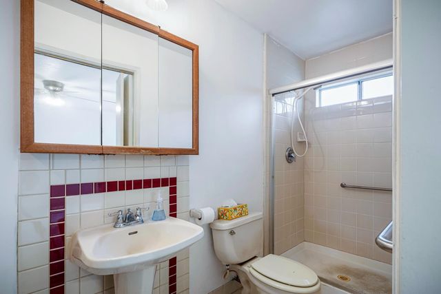 6901 Main Ave, Orangevale, CA 95662