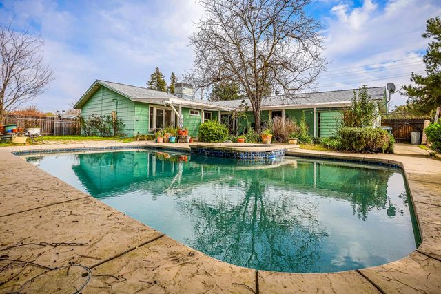 6901 Main Ave, Orangevale, CA 95662