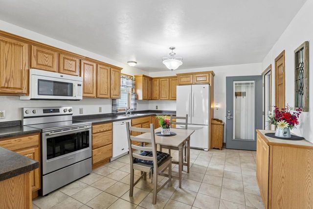 129 W Main Street, Dane, WI 53529
