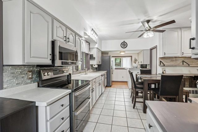 129 W Main Street, Dane, WI 53529