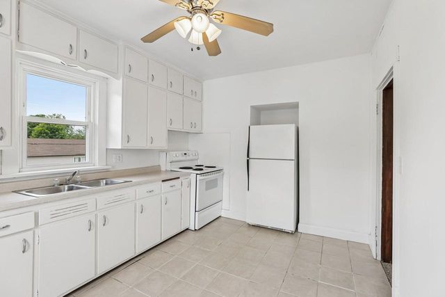 129 W Main Street, Dane, WI 53529