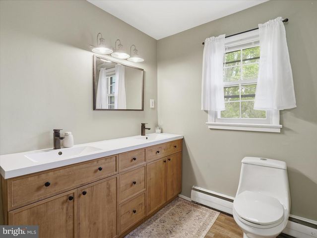173 COLONIAL DR, Chambersburg, PA 17202