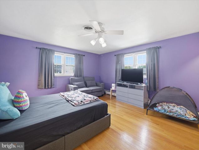 173 COLONIAL DR, Chambersburg, PA 17202